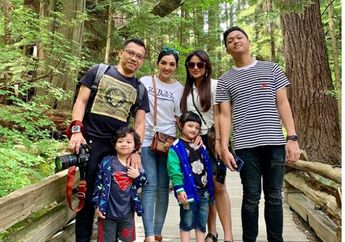 Liburan ke Kanada, Ashanty Terjebak Dalam Insiden Parade Toronto Rators yang Diwarnai Aksi Penembakan!