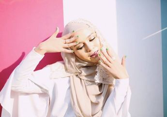 5 Pilihan Kutek Halal untuk Percantik Kuku Wanita Muslimah, Aman Dipakai Salat!