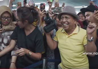 Inilah Identitas Bapak Berbaju Kuning yang Tetap Asyik Joget Saat Tompi Melerai Emak-Emak Berantem