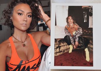 Lihat Penampilan Seksi Berkelas Agnez Mo Saat Kenakan Bra dan High Knee Boots Sambil Tenteng Tas Seharga Rp 282 Juta