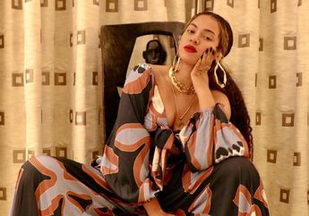 Hadir di Premier Lion King, Beyonce dan Blue Ivy Tampil Mempesona dengan Gaun Senada!