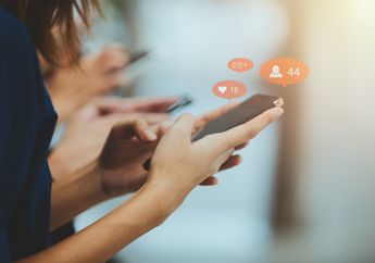 4 Zodiak yang Terindikasi Kecanduan Media Sosial, Libra Tak Bisa Lepas dari Layar Ponsel