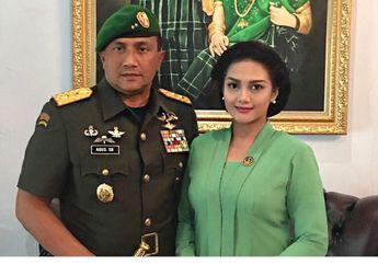 Dinikahi Pejabat dan Pindah Keyakinan, Artis Lawas Ini Malah Sempat Cekcok dengan Anak Tirinya, Foto Ini Justru Buktikan Sebaliknya