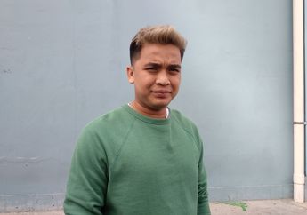 Billy Syahputra Habiskan Liburan Bersama Kekasih di Jepang, Sambil Pre-wedding ?