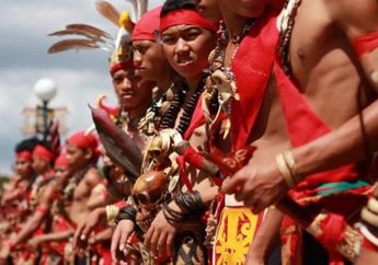 Kisah Suku Pemenggal Kepala Paling Kejam di Kalimantan, Inggris Sampai Ketakutan dengan Keberadaan Mereka yang Hidup 1 Abad Lalu