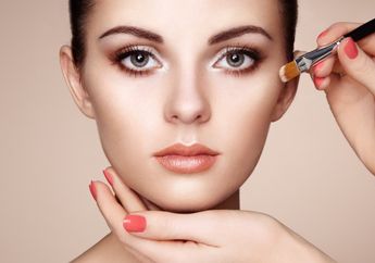 Intip yuk 7 Trik Makeup agar Terlihat Lebih Muda dalam Sekejap!