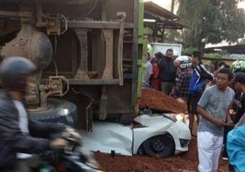 Pilu, Mobil Tertindih Truk Hingga Tewaskan 4 Orang, Satu Balita Selamat dalam Pelukan Sang Ibu