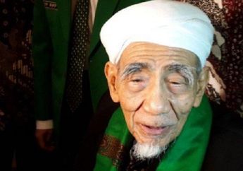 Kisah Hidup Religius Mbah Moen yang Lekat dengan Ilmu Agama Sejak Kecil, Dibimbing Ulama-ulama Ternama di Indonesia