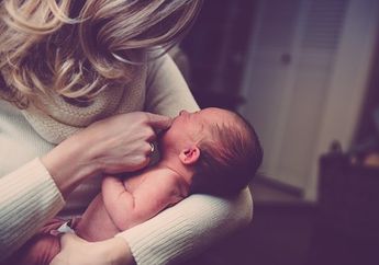 7 Arti Mimpi Melahirkan Tapi Belum Menikah, Tanda Keberuntungan atau Kesialan?