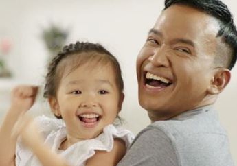 Sedang Berenang, Ruben Onsu Tak Izinkan Thalia Kenakan Pakaian Terbuka