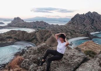 Naik ke Puncak Pulau Padar, Maia Estianty Ngos-ngosan sampai Ditinggal Rombongan