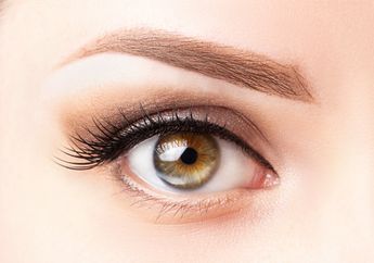 Bulu Mata Rontok Karena Tak Hapus Makeup, Wanita 32 Tahun Temukan Tungau Hidup di Sana