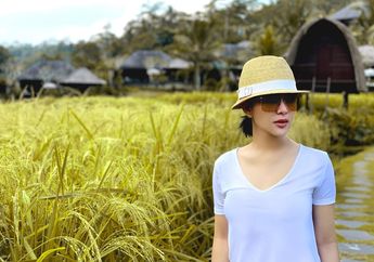 Dari Ujung Kaki Hingga Kepala, Total Harga Outfit Syahrini Saat Naik Jet Pribadi Capai Nilai Rp 3,5 Miliar!