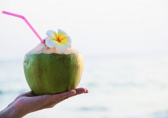 Rutin Minum Air Kelapa Saat Perut Kosong di Pagi Hari Selama Seminggu, Ini yang Terjadi Pada Tubuh