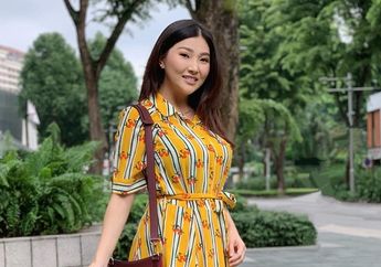 Biasa Tampil Sederhana Pakai Daster, Sarwendah Pakai Outfit Serba Kuning Sambil Tenteng Tas Hermes Seharga Rp 400 Juta di Ulang Tahun Rafathar