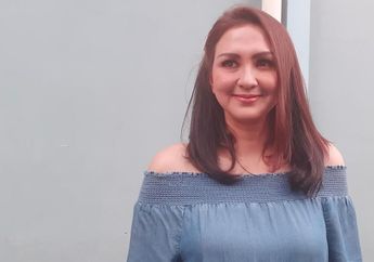 Donna Agnesia Naik Motor di Pegunungan Himalaya Untuk Misi Kemanusiaan