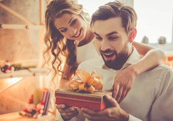 Pacar atau Suami Ultah? Berikan 5 Hadiah Terindah Ini Biar Doi Sumringah