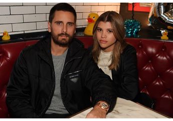 Pacari Pria Tajir Beranak 3, Model Cantik Sofia Richie Terkejut Dapat Kado Ultah Mobil Mewah James Bond