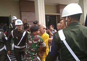 Bantah Rencanakan Pembunuhan Berencana Terhadap Fera Oktaria, Prada DP Berurai Air Mata Saat Minta Keringanan Hukuman kepada Hakim