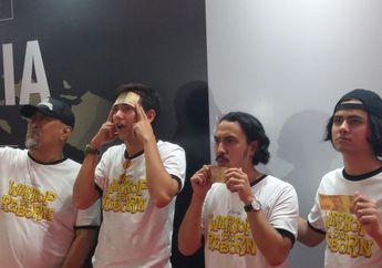 Gelar Promo Mega Premier Rayakan 45 Tahun Warkop DKI di Stasiun Kereta Api, Para Pemain Buat Pengunjung Histeris