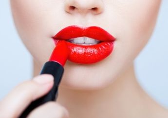 Brand Ternama Dunia Hermes Luncurkan Produk Kosmetik Pertama Berupa Lipstik Harga Ratusan Ribu Rupiah, Bisa Diisi Ulang Lho!