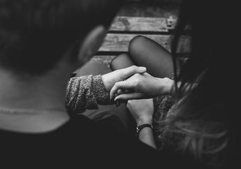 Mengaku ODP Agar Lolos Razia, Dua Pasang Kekasih Digrebek Satpol PP Berdalih Mengisolasi Diri di Kamar Kos Demi Cegah Wabah Corona!