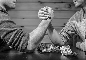 5 Arti Mimpi Berkelahi, Bisa Bawa Keberuntungan hingga Kehilangan