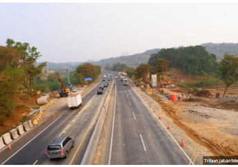 Ada CCTV di Lokasi Tabrakan Maut Tol Cipularang, Polisi dan Saksi Mata Justru Kecewa