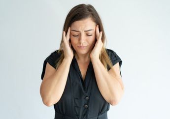 Migrain Bisa Sebabkan Demensia hingga&nbsp;Alzheimer, Wanita Lebih Rentan dan Beresiko!