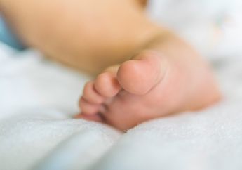 Karena Tak Ingin Pacarnya Tahu, Gadis Ini Bakar Bayi Hasil Hubungan Gelapnya dengan Sang Mantan di Halaman Belakang