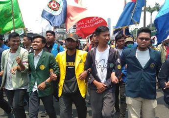 Beredar Isu Perusahaan Bus Pengantar Rombongan Akan Dibekukan, Mahasiswa Undip dan Unnes Ngaku Dibuntuti Intel Sampai Dicegah Berangkat ke Jakarta