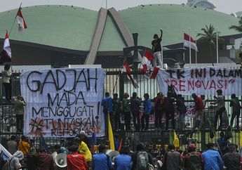 Dikenal Sebagai Pribadi Cerdas dan Kritis, Sosok Manik Marganamahendra Mendadak Viral Usai Lontarkan Kata 'Dewan Penghianat Rakyat' Langsung di Depan Anggota Dewan