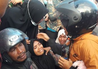 Tangisan Histeris Ayah Randi Saat Pulang Melaut, Lihat Jenazah Anaknya Dikerumuni Pelayat, Sempat Kebingungan dengan Suasana Rumah yang Mendadak Ramai