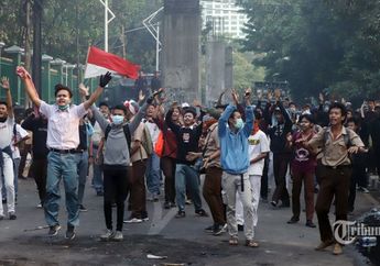 Masih Berseragam, Puluhan Pelajar di Stasiun Bekasi dan Palmerah Terciduk akan Ikut Demo DPR, Seorang Pelajar Langsung Insaf : Keingatan Orangtua, Benar Kata Pak TNI