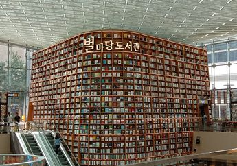 Keren, Ada Perpustakaan Besar di Salah Satu Mal di Korea! #AkuBacaAkuTahu