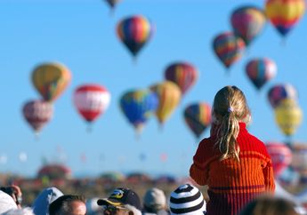 5 Arti Mimpi Melihat Balon Udara Berterbangan, Ternyata Jadi Pertanda Ambisi dan Ingin Mencapai Tujuan Ini, Simak Penjelasannya