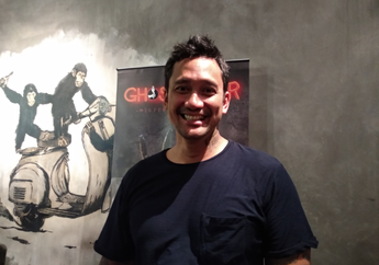 Gara-gara Adegan Ciuman dengan Surya Saputra, Tora Sudiro Mengaku Masih Ada yang Menganggapnya Gay Sampai Sekarang