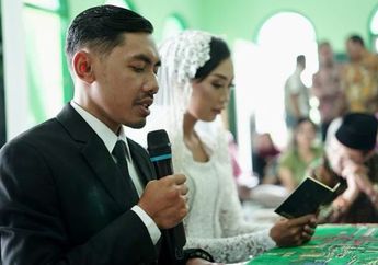 Murah Meriah! Dengan Biaya Rp 5,6 Juta, Pasangan Asal Purwokerto Ini Sukses Gelar Pernikahan dan Beli Cincin Kawin dari Batu Meteor!