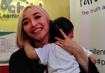 Gemas! Belum Dua Tahun, Putra Rinni Wulandari dan Jevin Julian Sudah Belajar Membaca dan Berhitung