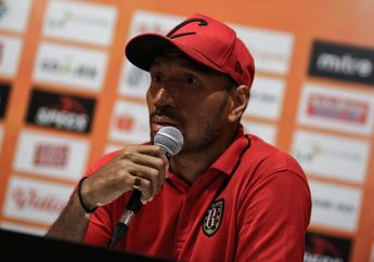 Seleksi Melawan Skuat Juara 2001, Leonard Tupamahu Kisahkan Awal Mula Menembus Tim Utama Persija