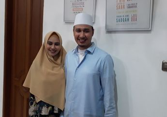 Anaknya Baru Berusia 2 Minggu, Kartika Putri Takjub Lihat Khalisa Sudah Bisa Bersujud