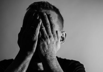 Ditolak Mentah-Mentah Saat Minta Sang Kekasih Menikahinya, Wanita yang Terlanjur Bucin Ini Nekat Siram Sang Pacar dengan Air Keras