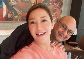 Satu Tahun Disimpan Rapat, Maia Estianty Akhirnya Unggah Video Akad Nikah dengan Irwan Mussry yang Diiringi Isak Tangis Haru Orangtua Kandungnya Serta El Rumi