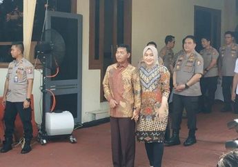 Ditunjuk Jadi Calon Tunggal Kapolri Gantikan Tito Karnavian, Paras Cantik Istri Idham Azis Jadi Sorotan