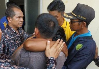 Tangis Sang Ayah Pecah, Mahasiswi Universitas PGRI Ditemukan Tewas Mengapung di Sungai Musi dan Tinggalkan Surat Wasiat