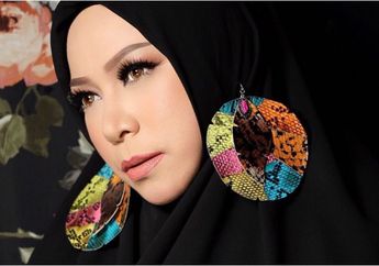 Usai Berseteru dengan Rossa dan Bubah Alfian Gara-gara Kostum Halloween, Melly Goeslaw Bagikan Kabar Duka: Innalilahii..