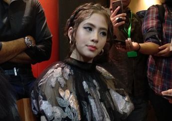 Demi Dalami Peran di Film Ratu Ilmu Hitam, Zara JKT48 Cari Tahu soal Santet!