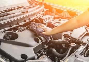 Harus Meninggalkan Mobil dan Tak Digunakan Selama 2 Minggu? Lakukan Hal ini Pada Aki agar Kendaraan Tidak Rusak!