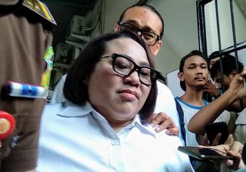 Nunung Belum Juga Sampai di RSKO Setelah Hadiri Pemakaman Ibunda