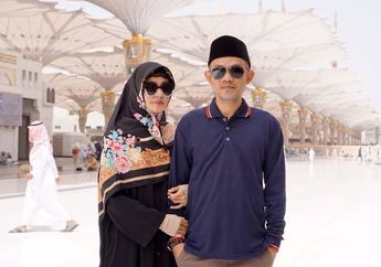 Hampir Jadi Korban Tsunami Banten Setahun Lalu, Istri Herman Seventeen, Juliana Moechtar Tak Jadi Berangkat Temani Suaminya: Hati Ada yang Berbisik, Nggak Usah Deh..